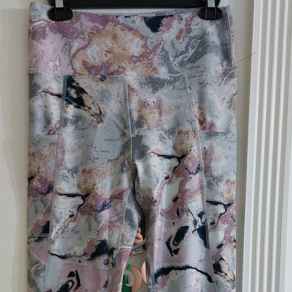 Tahari Sport Tights Comfort Stretch Best Exercise Must Have On MEDIUM - Picture 3 of 15